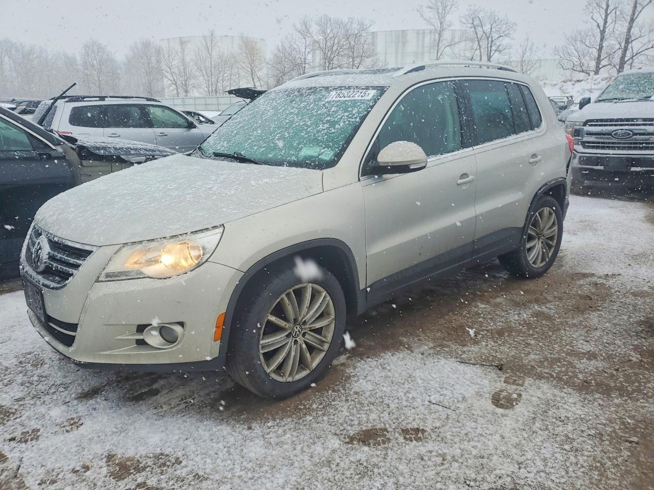 2011 Volkswagen Tiguan — Rear End — aukcja Copart ny - syracuse - 1