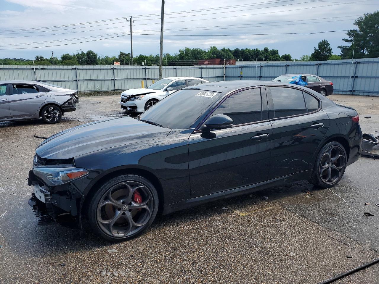 2019 Alfa Romeo Giulia — Front End — aukcja Copart al - montgomery - 1