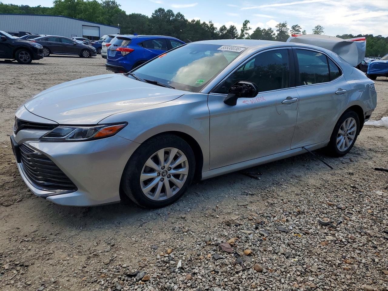 2018 Toyota Camry — Rear End — aukcja Copart va - hampton - 1