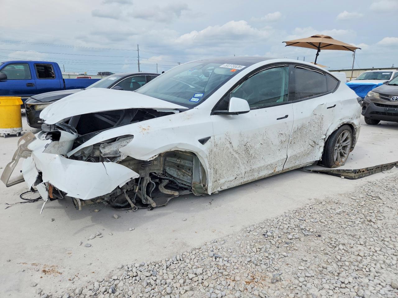 2023 Tesla Model Y — Front End — aukcja Copart tx - ft. worth - 1