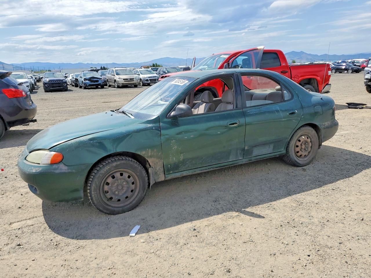 1997 Hyundai Elantra — Side — aukcja Copart mt - helena - 1