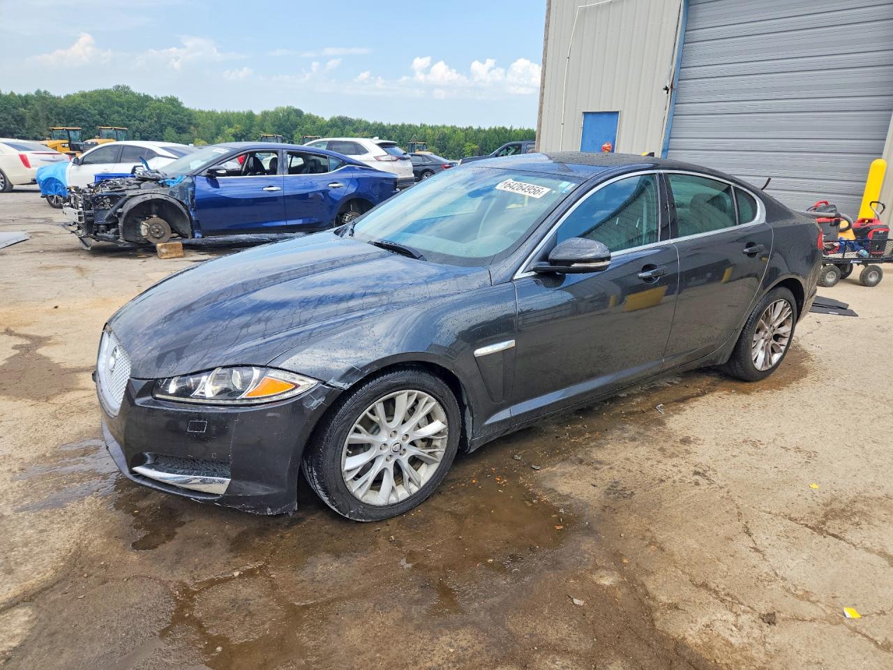 2013 Jaguar XF — Side — aukcja Copart tn - memphis - 1