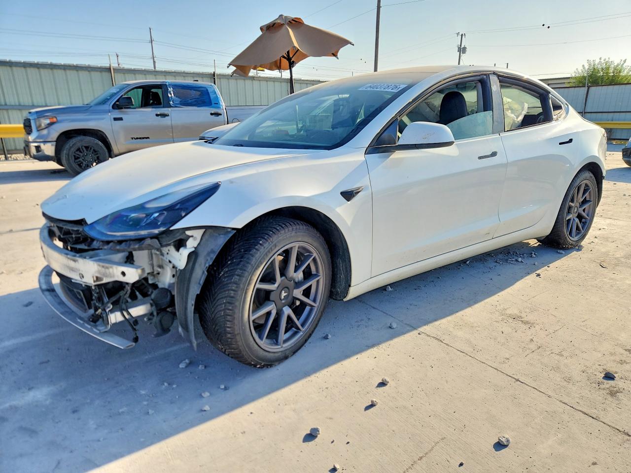 2021 Tesla Model 3 — Front End — aukcja Copart tx - ft. worth - 1