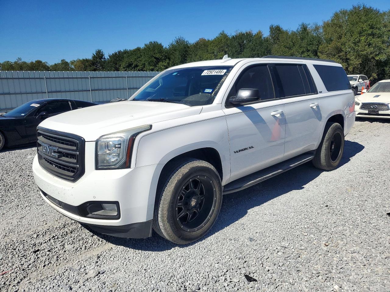 2015 GMC Yukon — Side — aukcja Copart la - vinton - 1